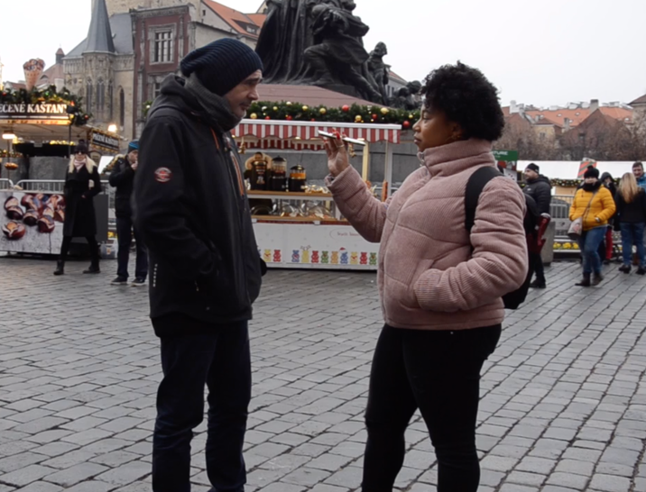 Live broadcast with Airtime Pro station and your phone