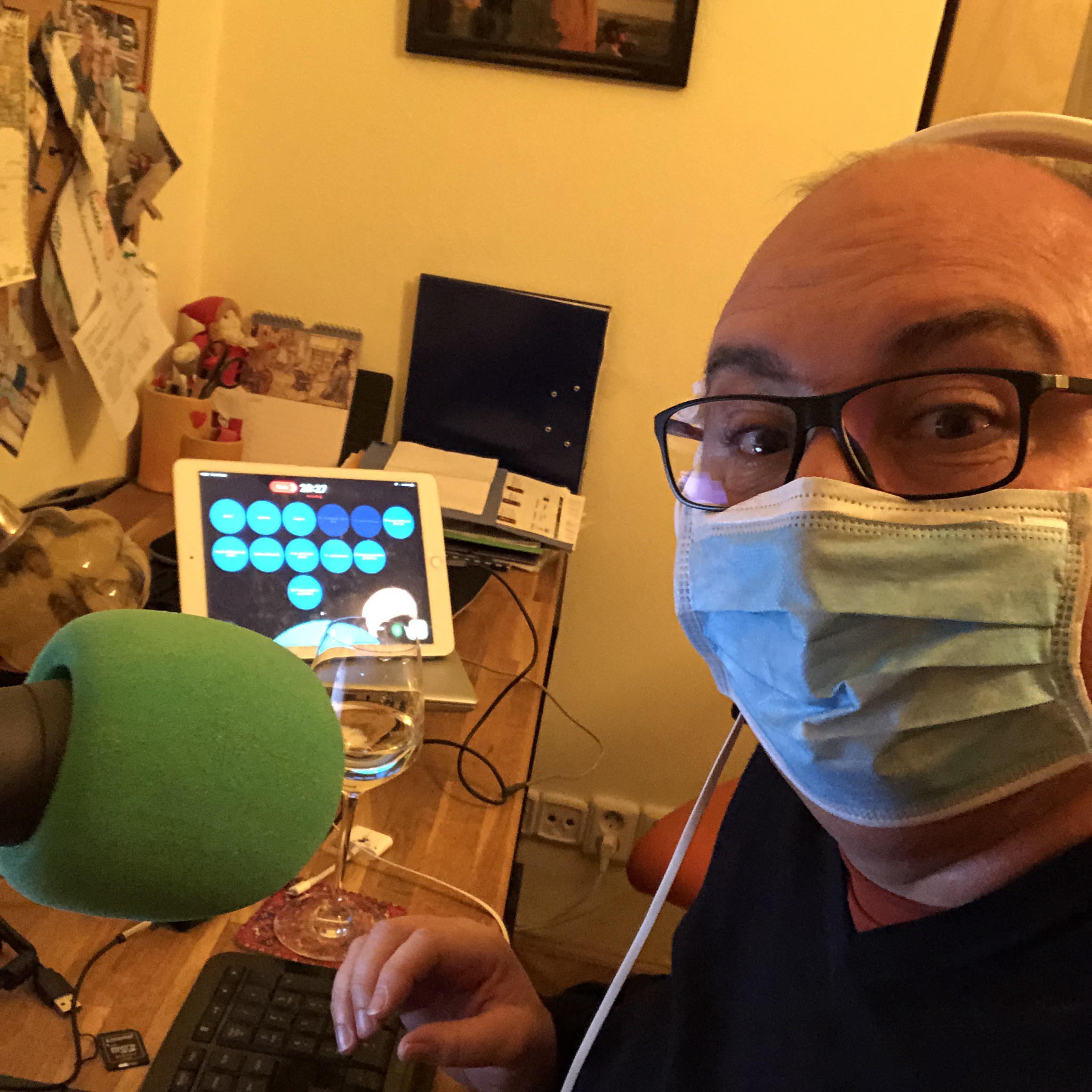 Doug Arellenas' home studio for online radio broadcasting.